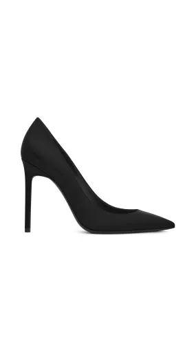 Black Leather Anja Pumps.