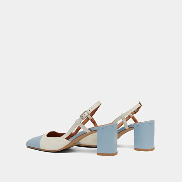 Babies with heels in ecru leather and sky blue patent