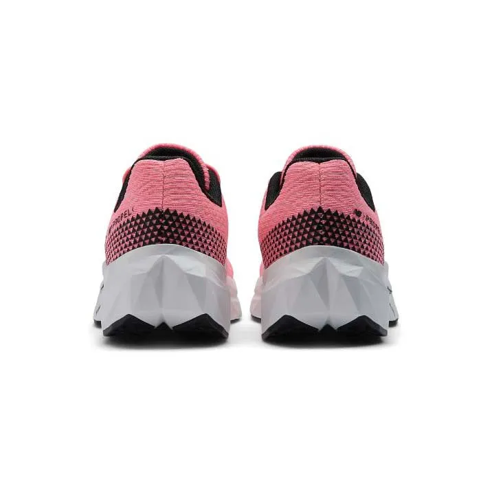 Big Girl New Balance Bungee FuelCell Propel v5 in Ultra Pink/Black