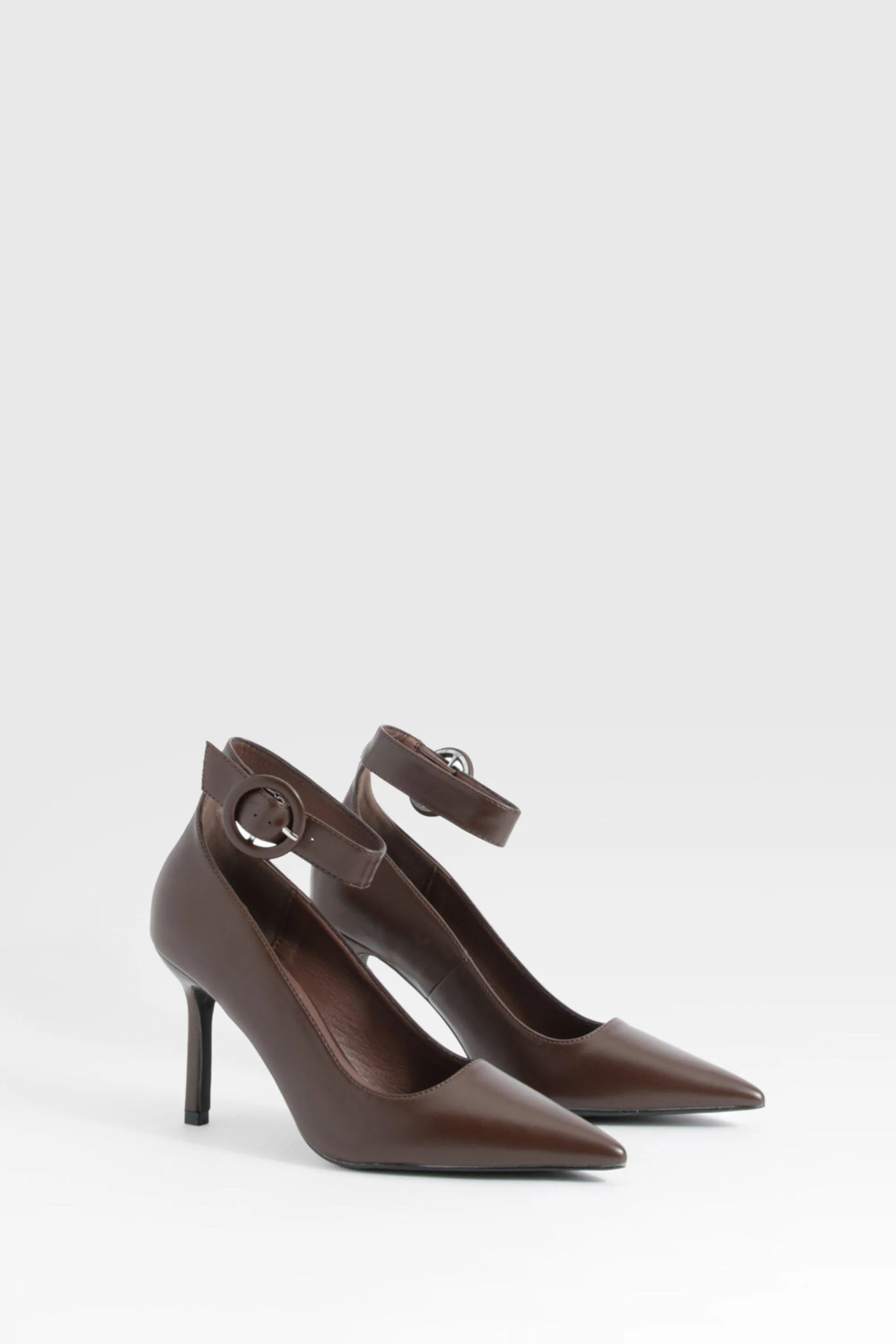 Buckle Detail Pumps