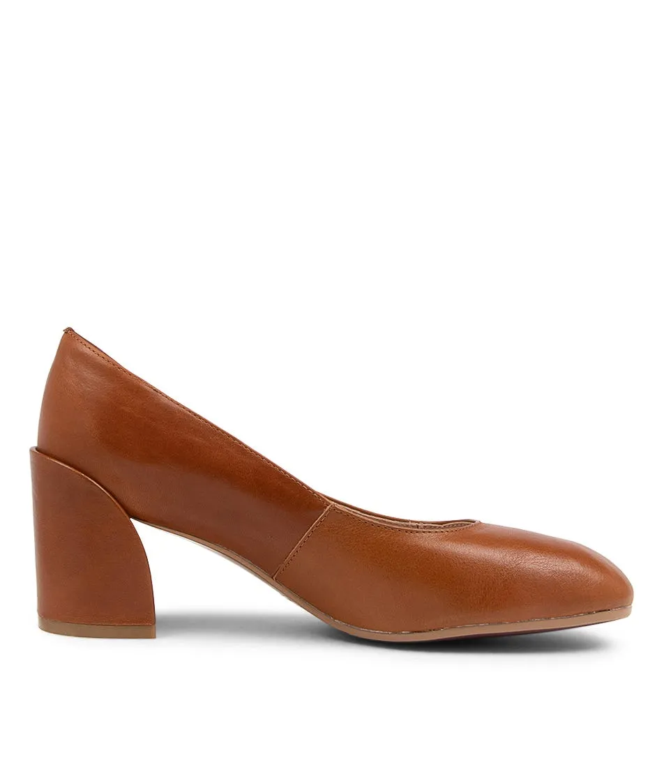 DJANGO & JULIETTE Kasey Tan Leather Heels