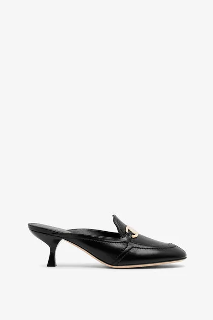 Ferragamo Elodye black leather mules