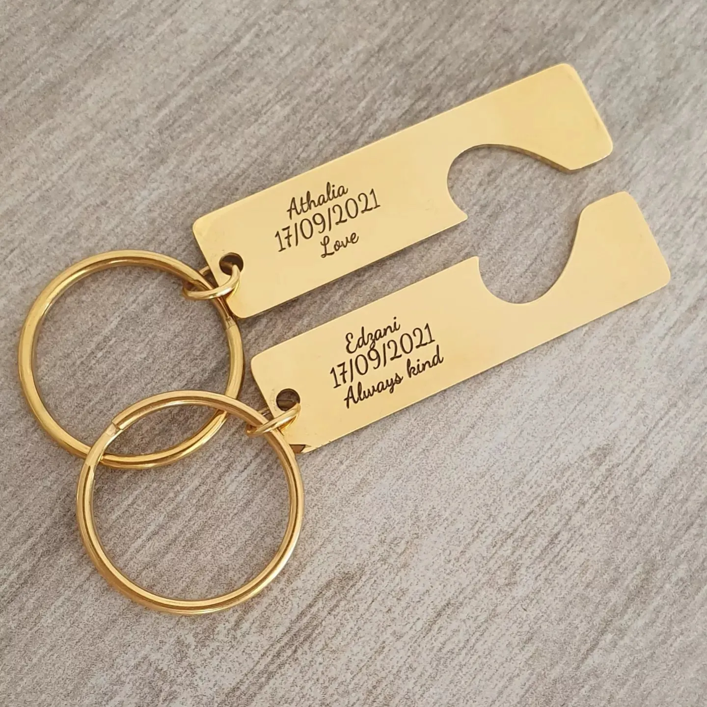 Hannah Gold Personalized Keyring Set of 2, Stainless Steel (READY IN 3 DAYS!)