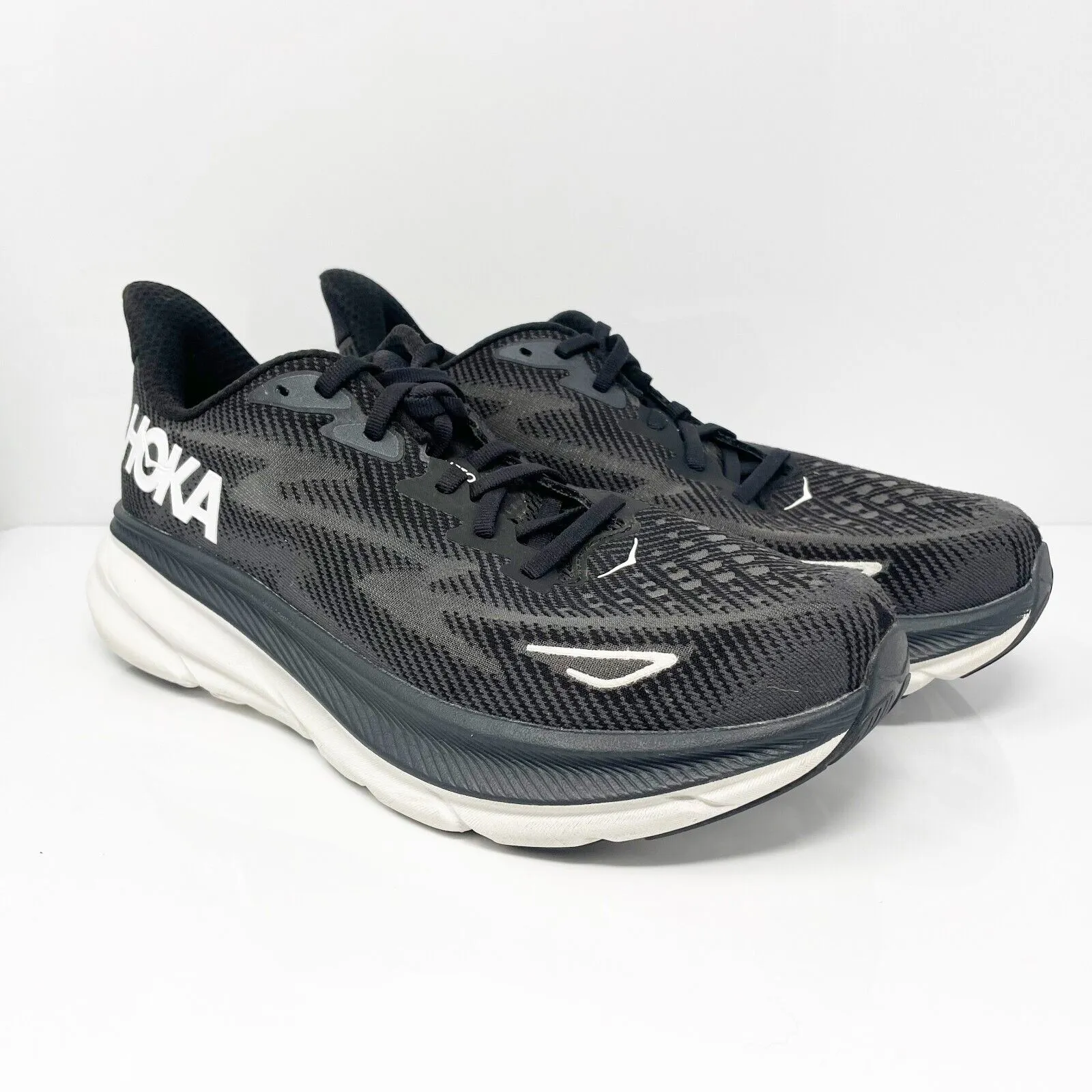 Hoka One One Mens Clifton 9 1127895 BWHT Black Running Shoes Sneakers Size 10.5D