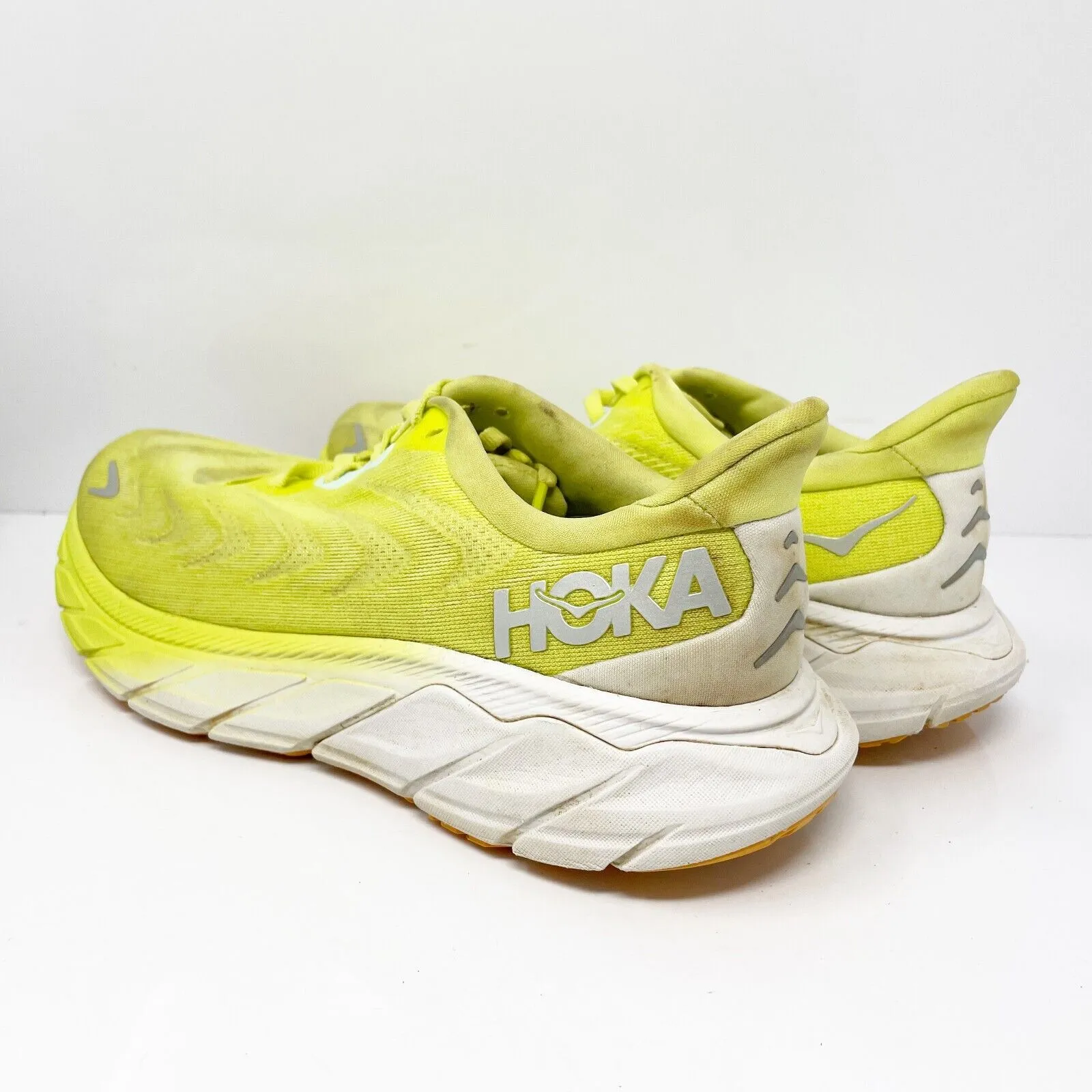 Hoka One One Womens Arahi 6 1123195 CGWHT Yellow Running Shoes Sneakers Size 9 B