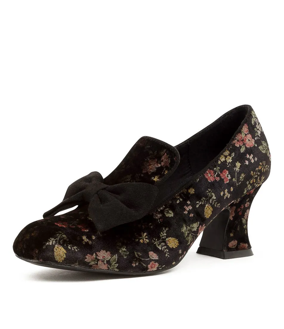 I LOVE BILLY Yessica Black Floral Fabric Heels