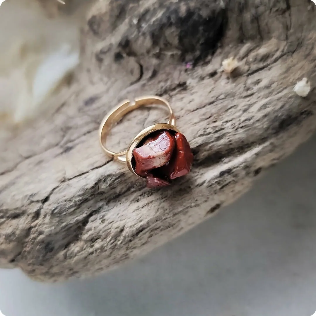 Island Girl Art - Natural Stone Ring - Heliotope Stone