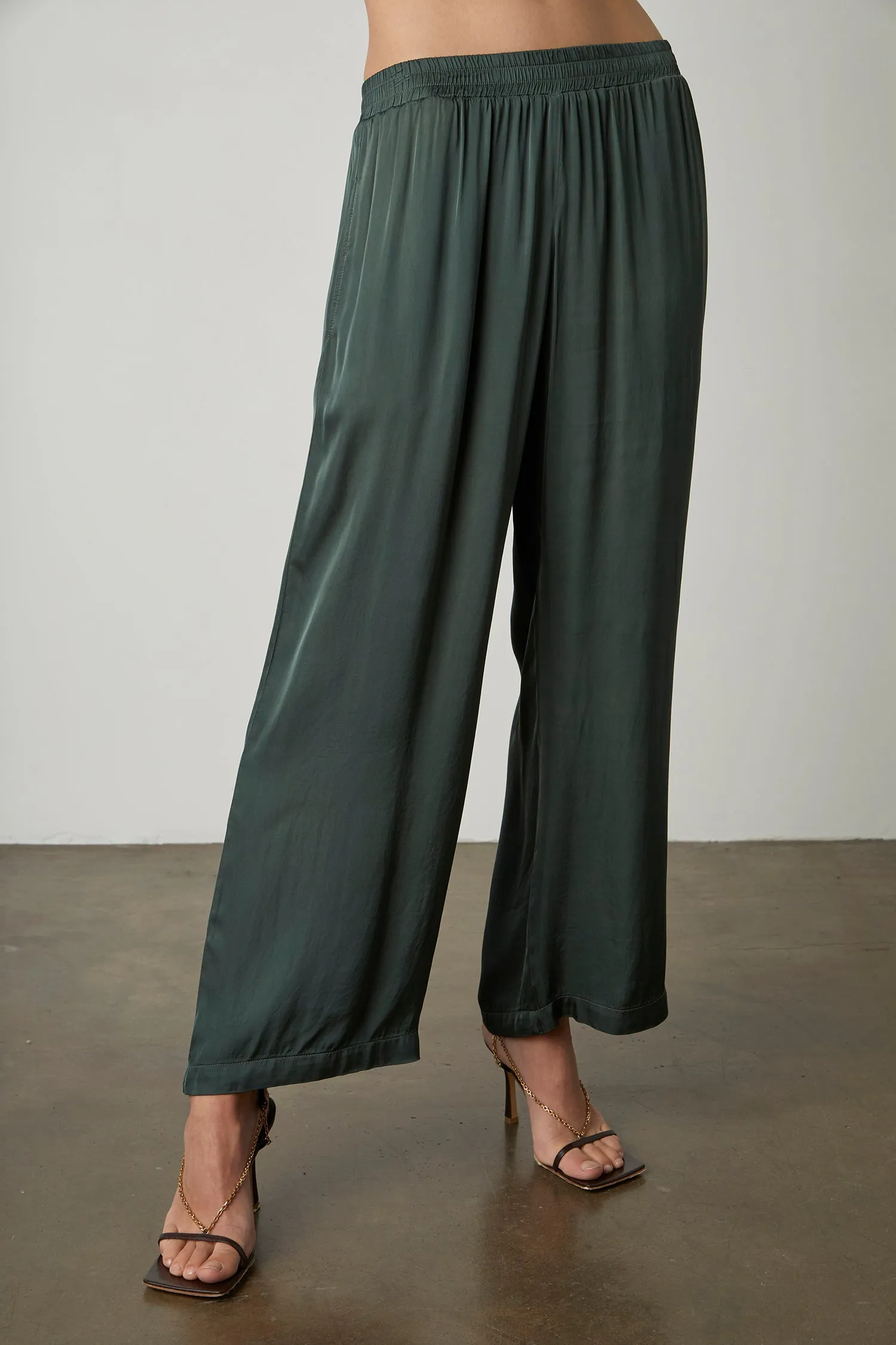 JACY WIDE LEG TROUSERS IN CYPRESS