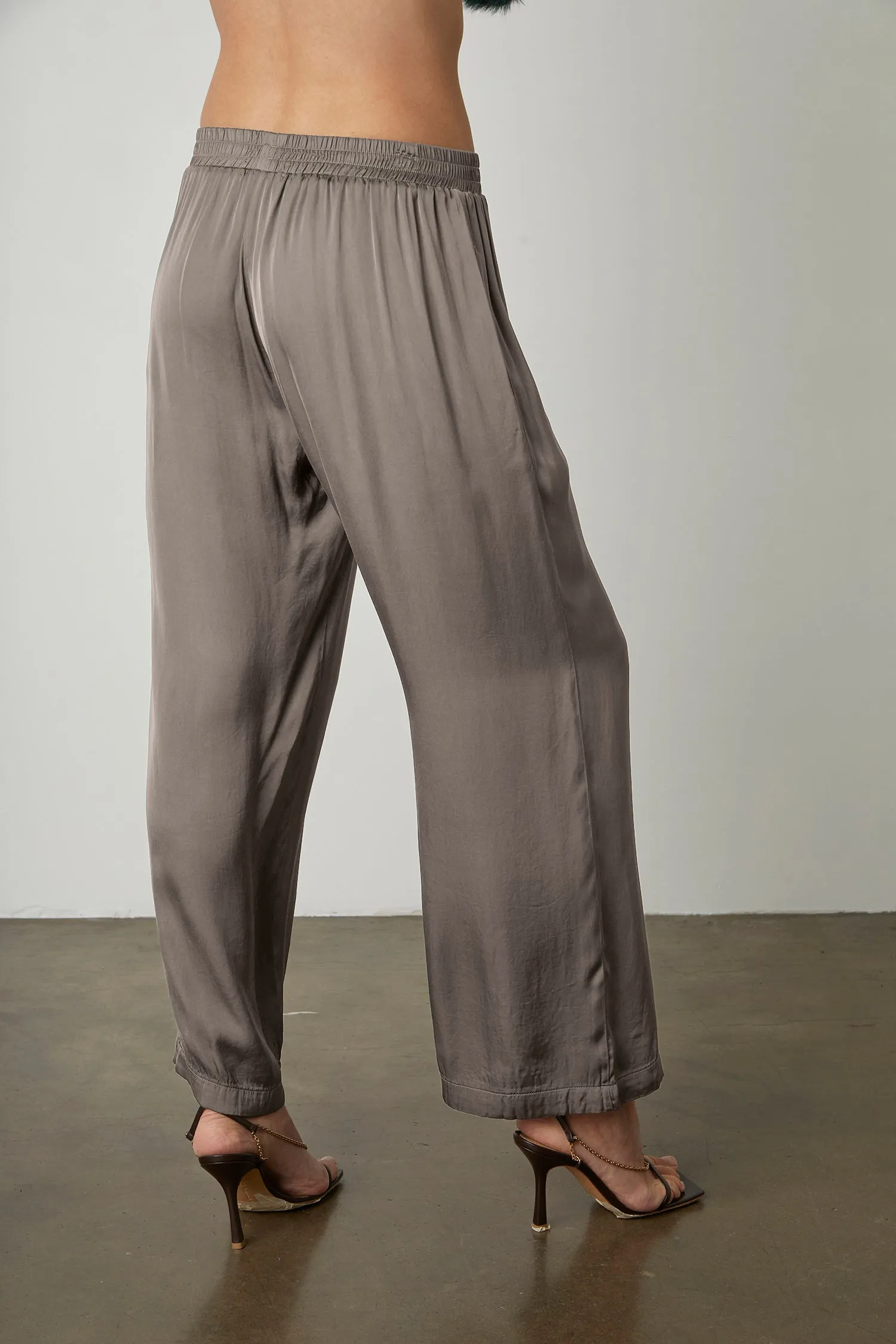 JACY WIDE LEG TROUSERS IN GREYSTONE