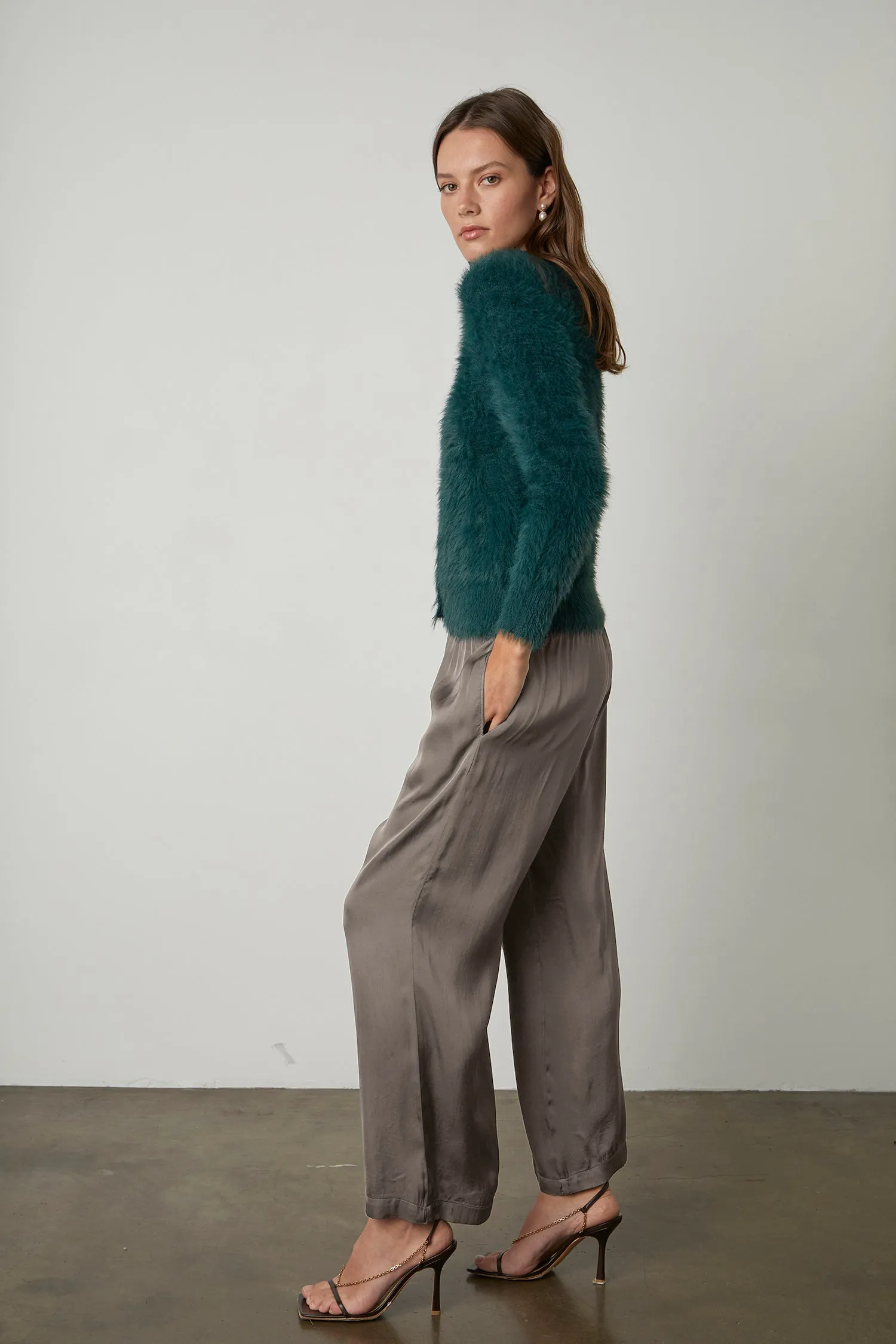 JACY WIDE LEG TROUSERS IN GREYSTONE