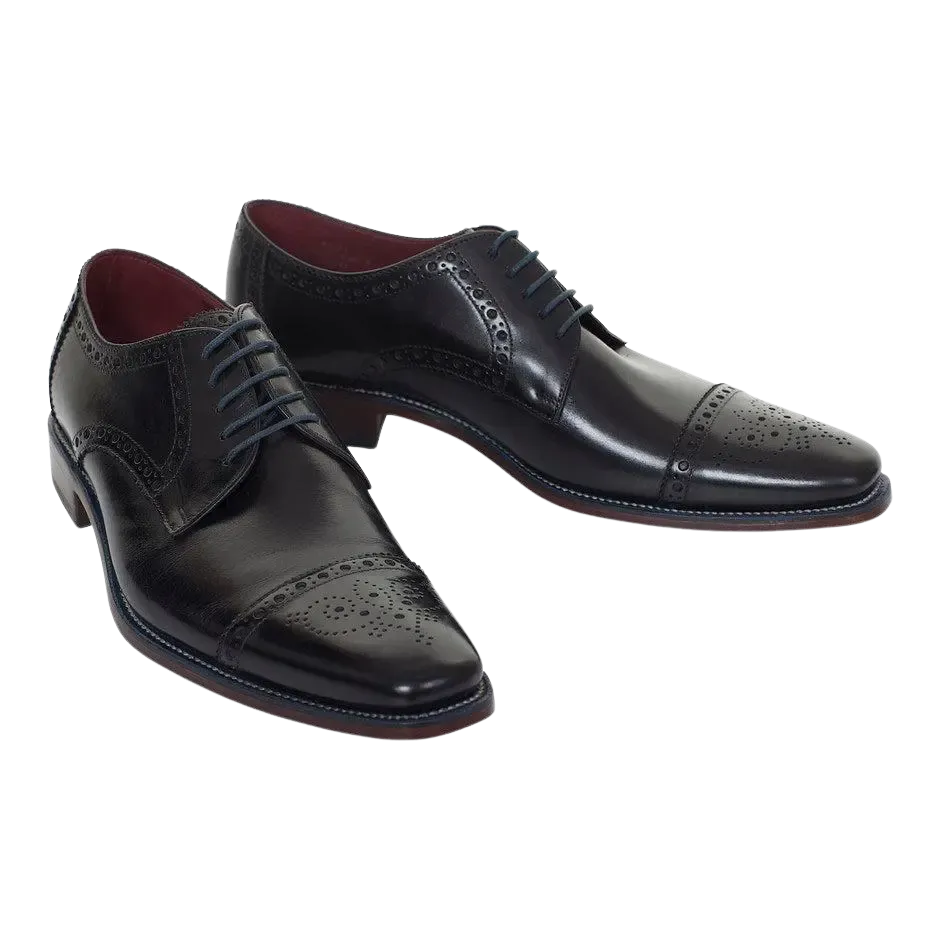 Loake Foley Shoes in Black