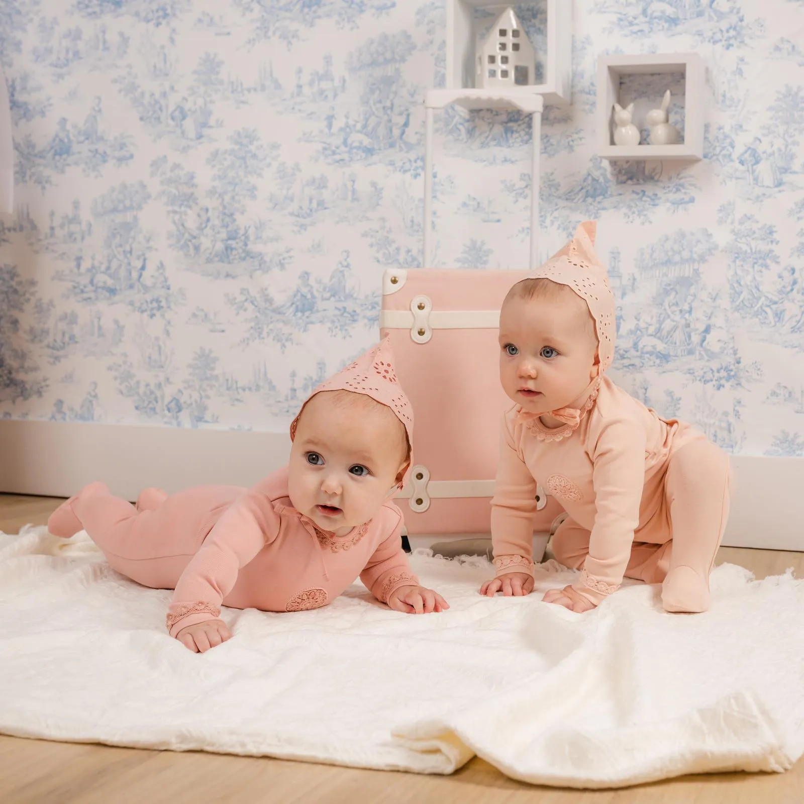 Mabel Bebe Eyelet Layette Set