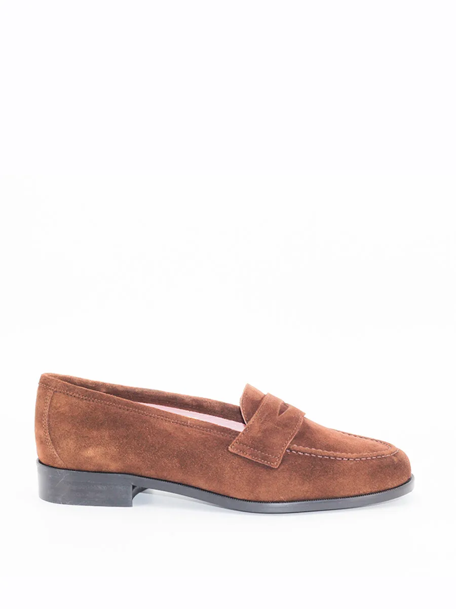 Mallorca suede leather loafers in tan color