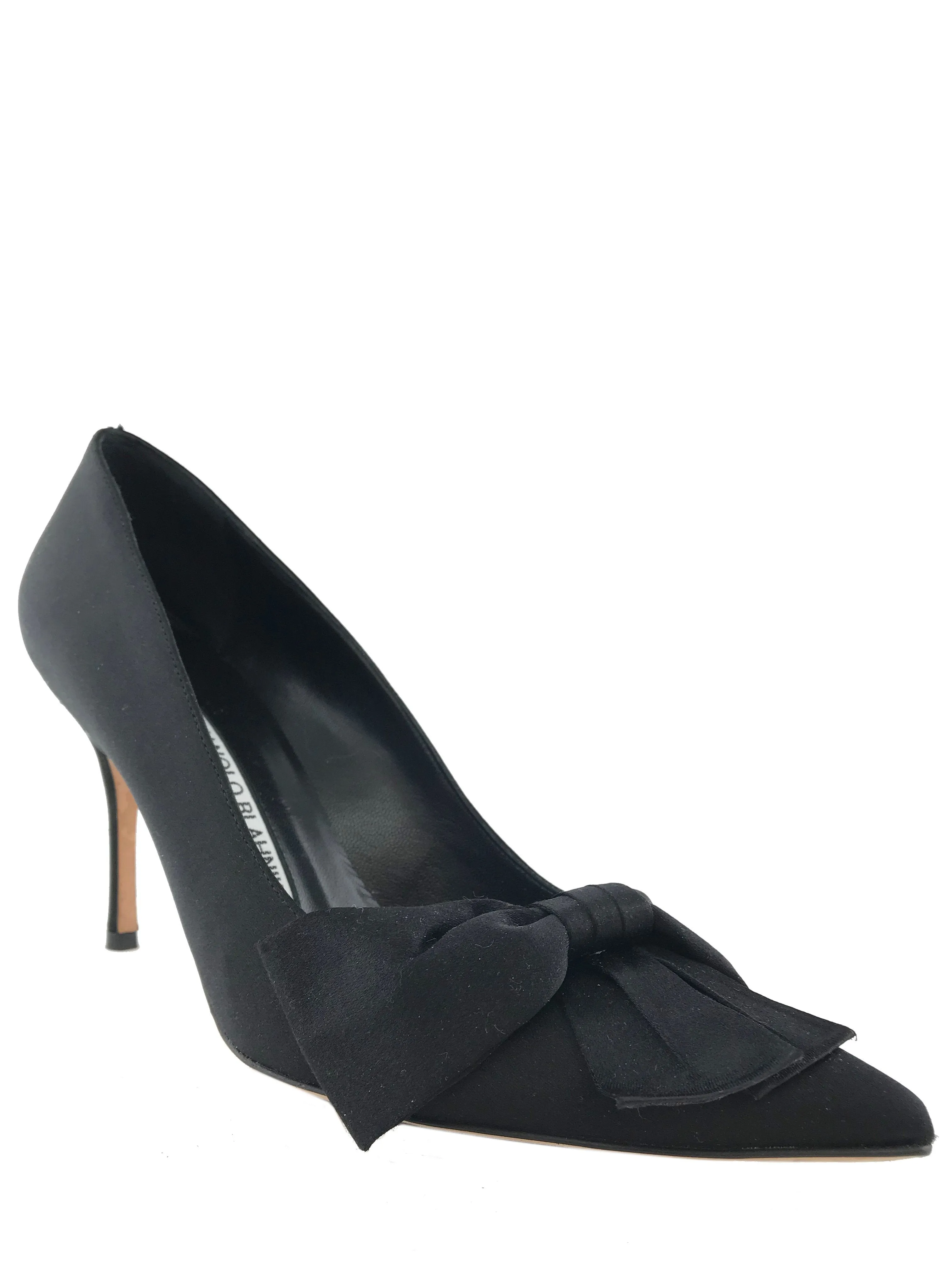 Manolo Blahnik Beccara Satin Bow Pumps Size 7.5 - Google SEO friendly version: Manolo Blahnik Beccara Satin Bow High Heels Size 