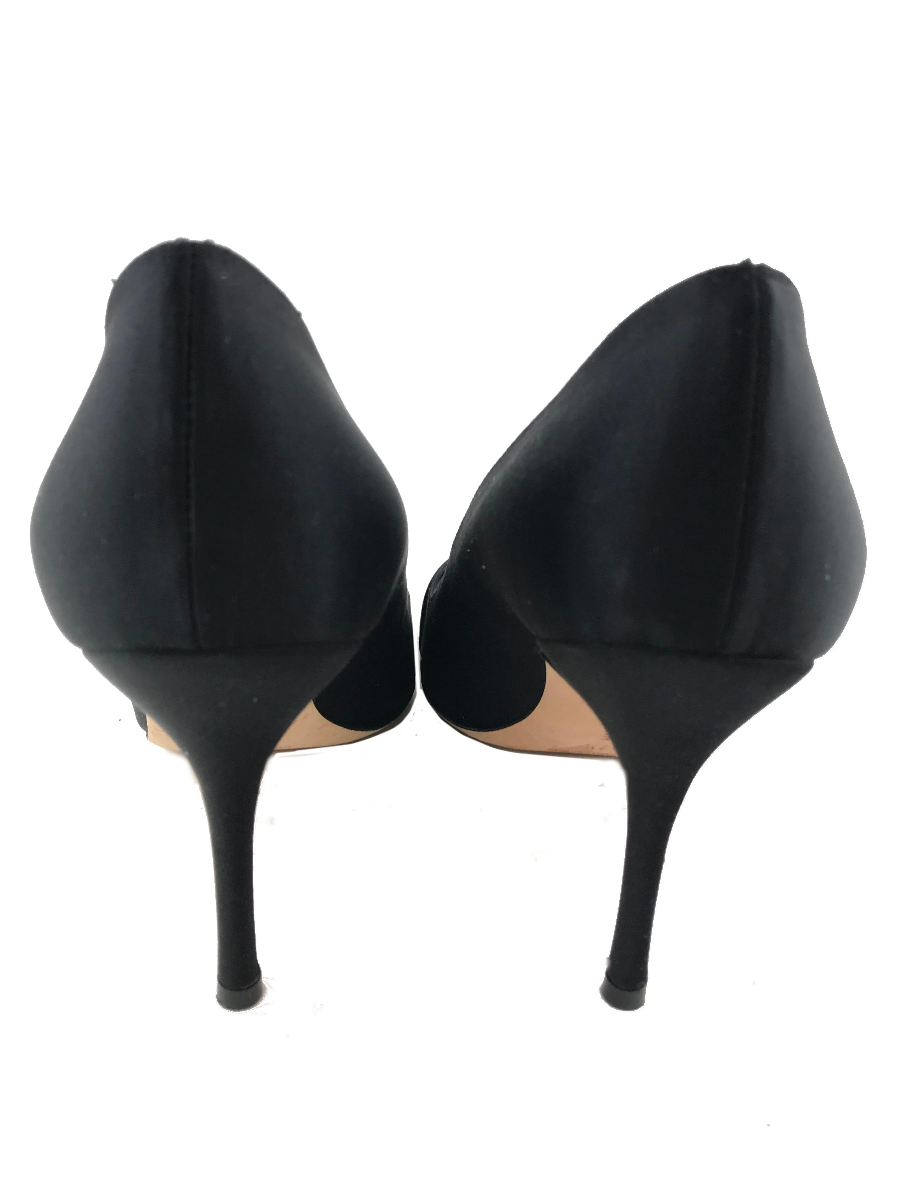 Manolo Blahnik Beccara Satin Bow Pumps Size 7.5 - Google SEO friendly version: Manolo Blahnik Beccara Satin Bow High Heels Size 