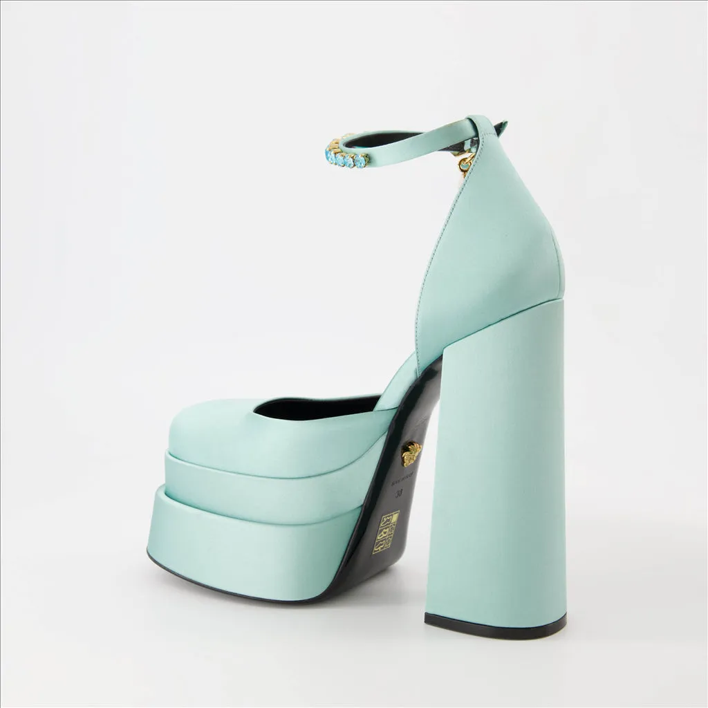 Medusa Aevitas Platform Pumps