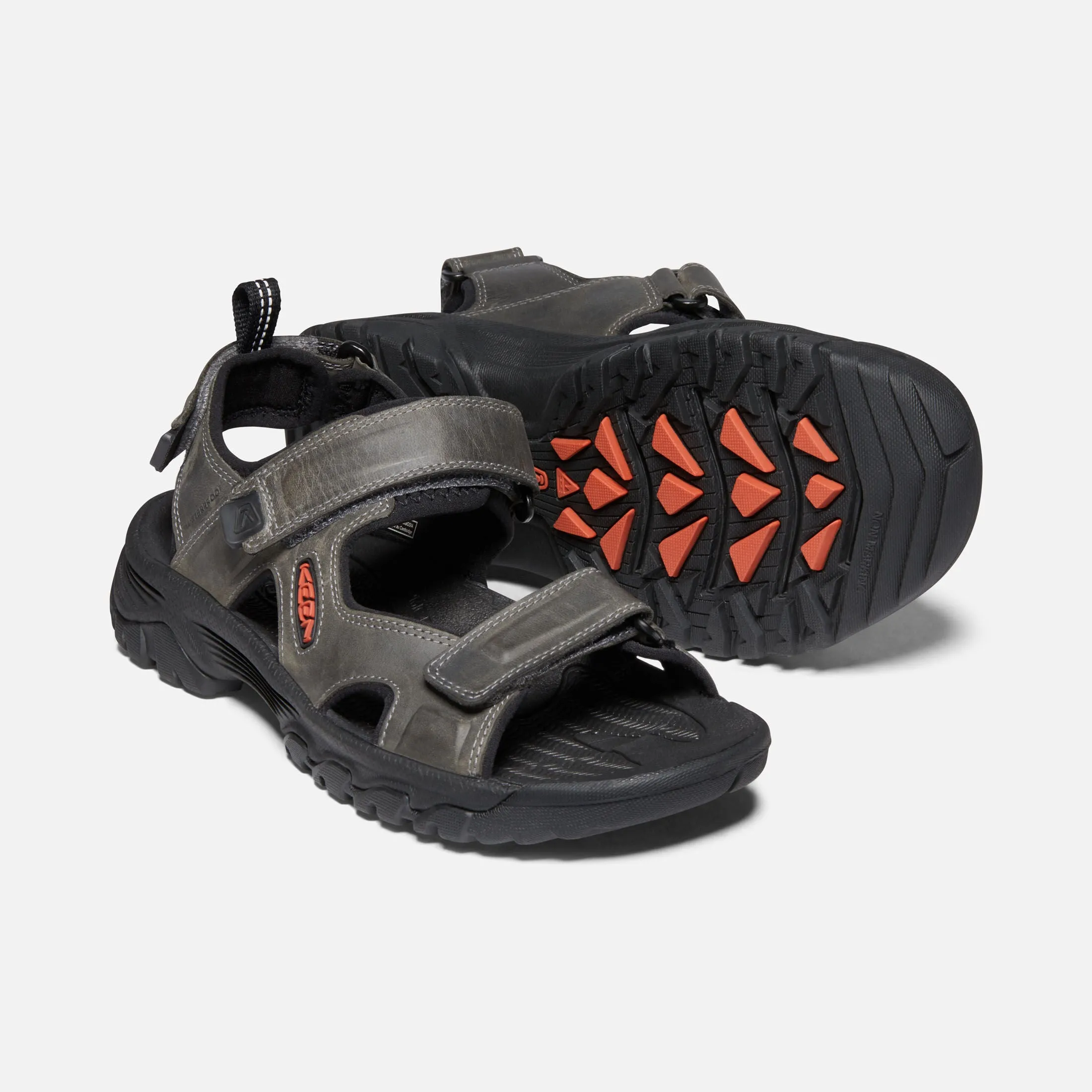  Men's Targhee III Rugged Walking Sandal in Grey and Black  