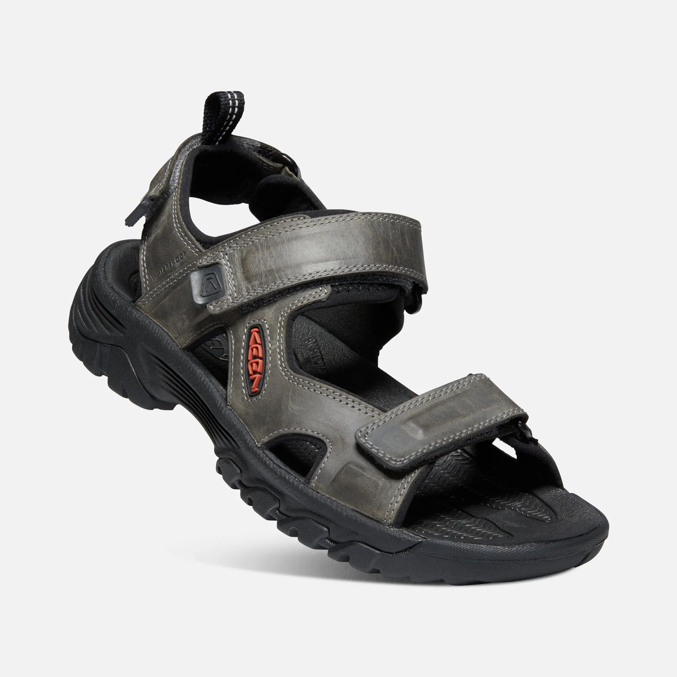  Men's Targhee III Rugged Walking Sandal in Grey and Black  