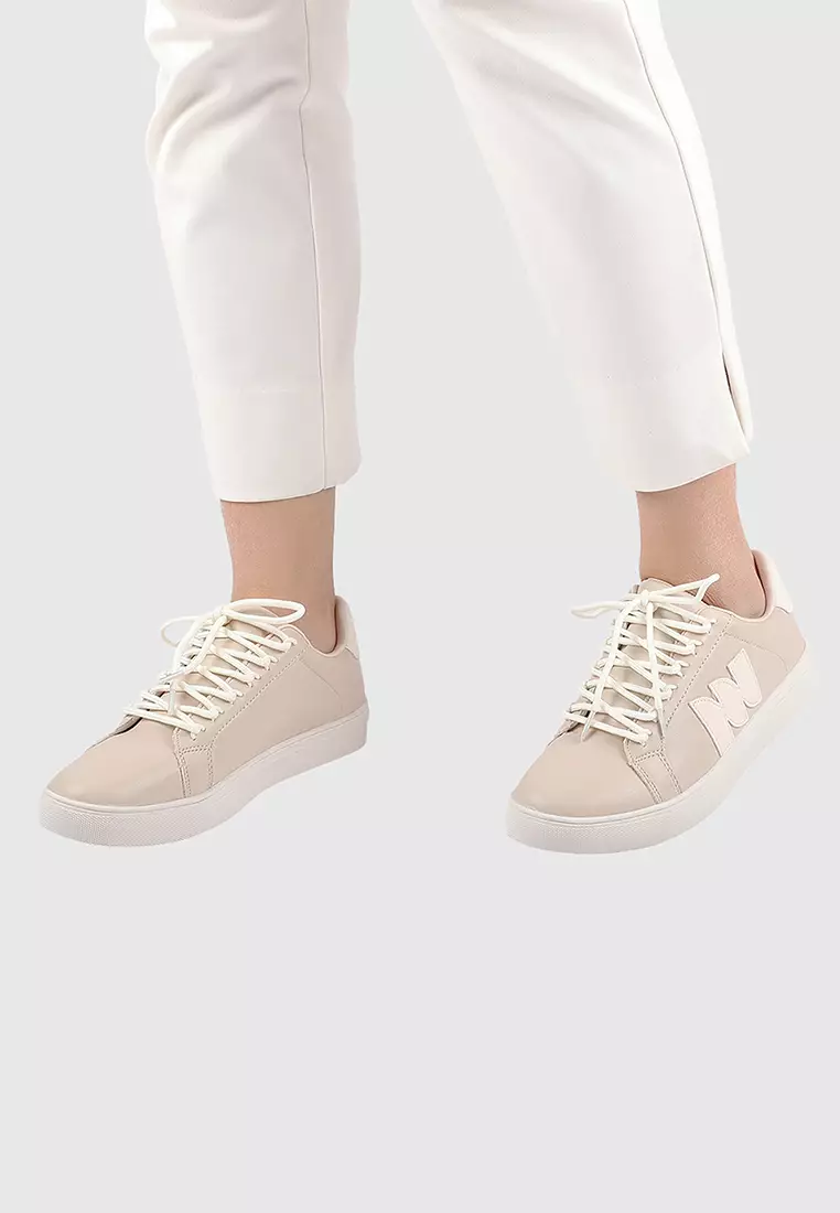 Milliot Hobnoob Rounded Toe Sneakers