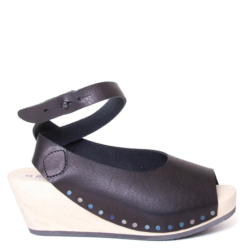 Orinoco Women's Leather Wedge Sandal - Women's Wedge Sandal