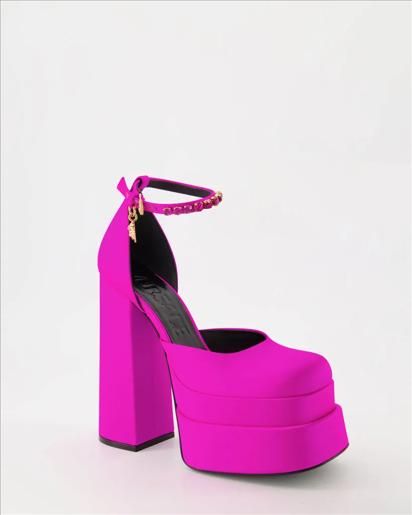 Platform Medusa Aevitas Pumps