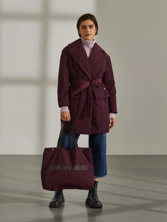 Quilted coat and matching handbag.