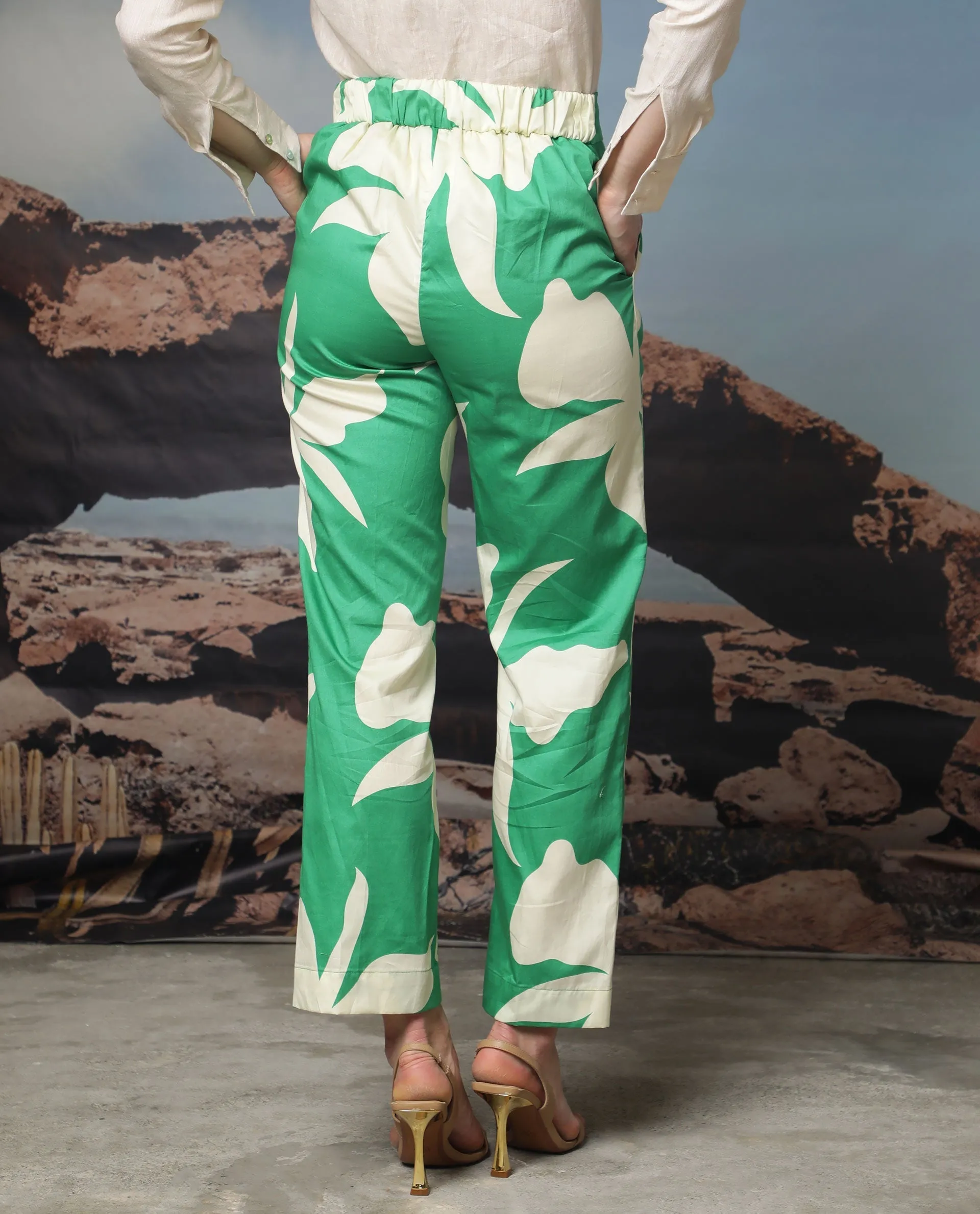 Rareism Women Slag Green Cotton Fabric Relaxed Fit Floral Print Ankle Length Trousers