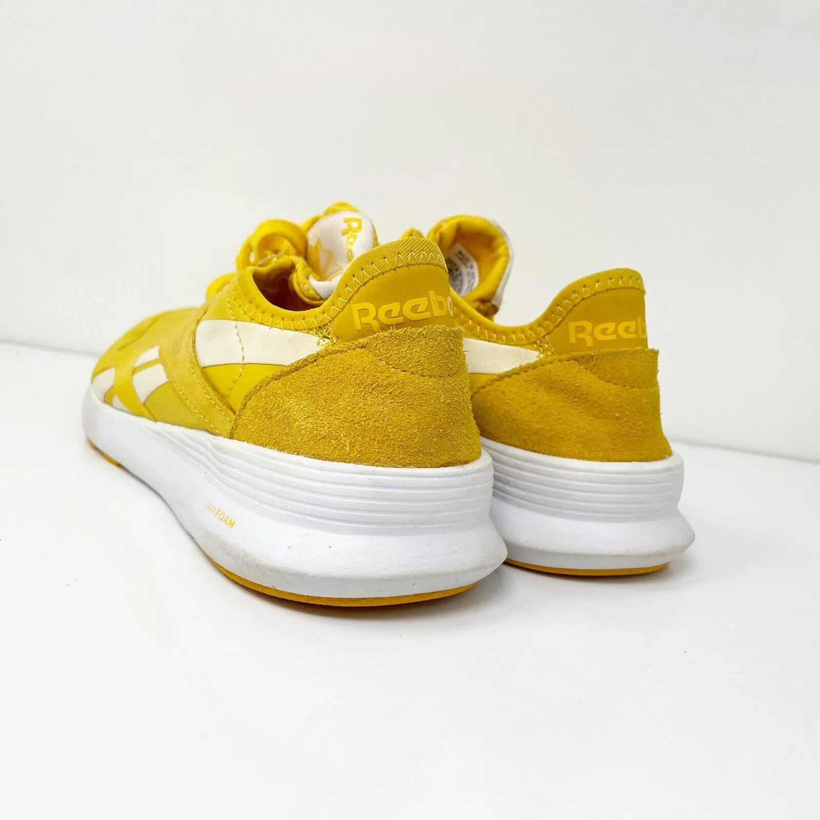 Reebok Womens Classic CN3630 Yellow Running Shoes Sneakers Size 7