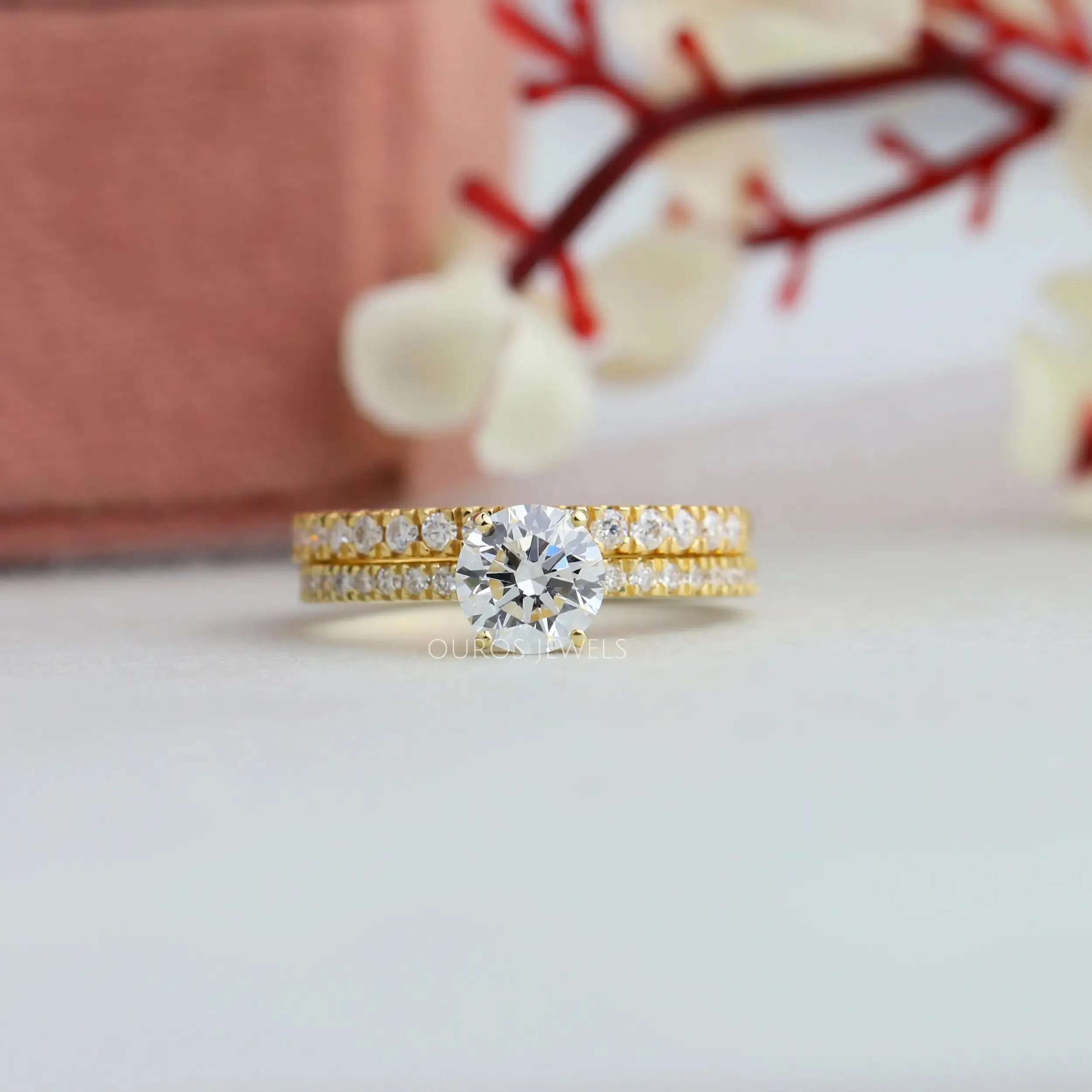 Round Cut Solitaire Accent Bridal Ring Set