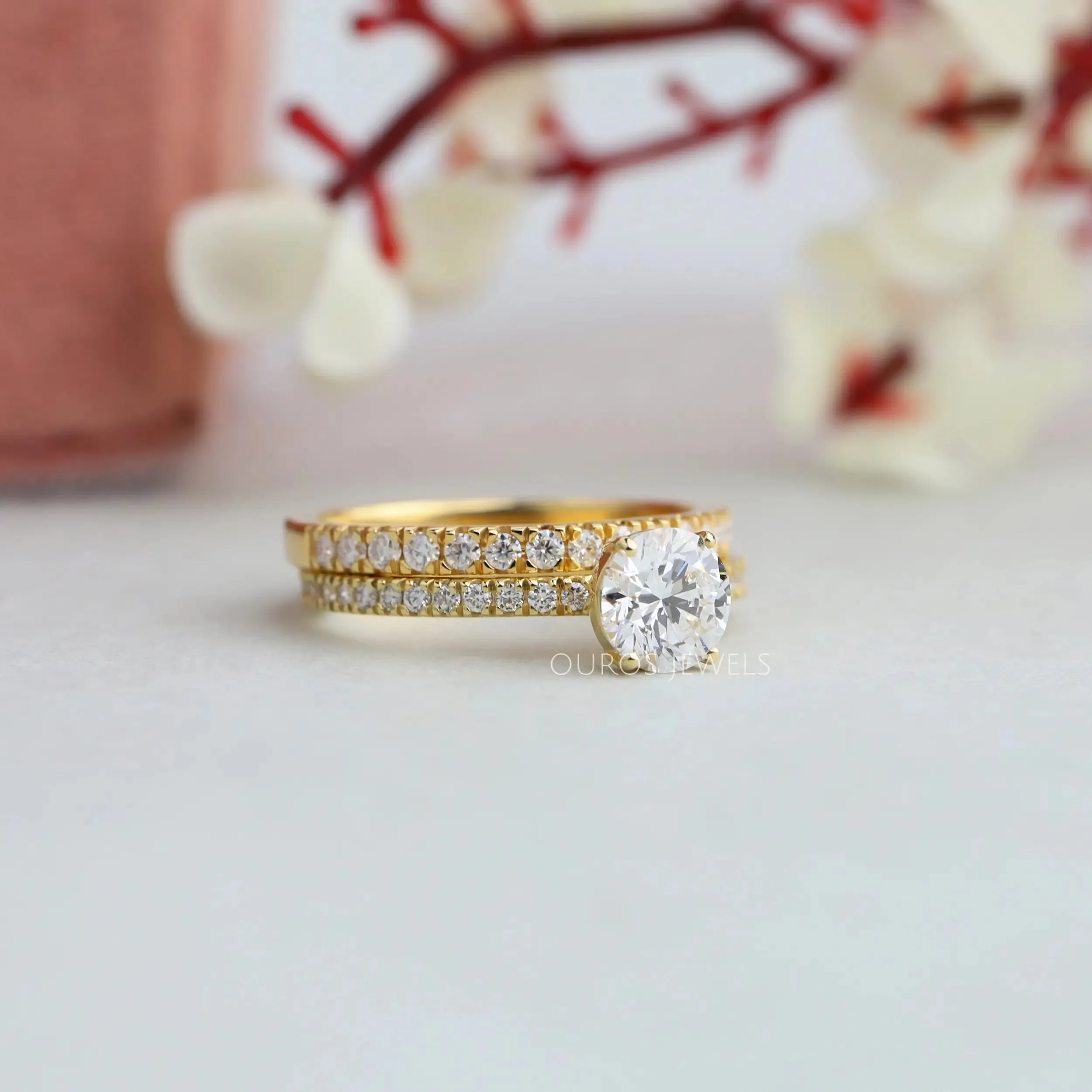 Round Cut Solitaire Accent Bridal Ring Set