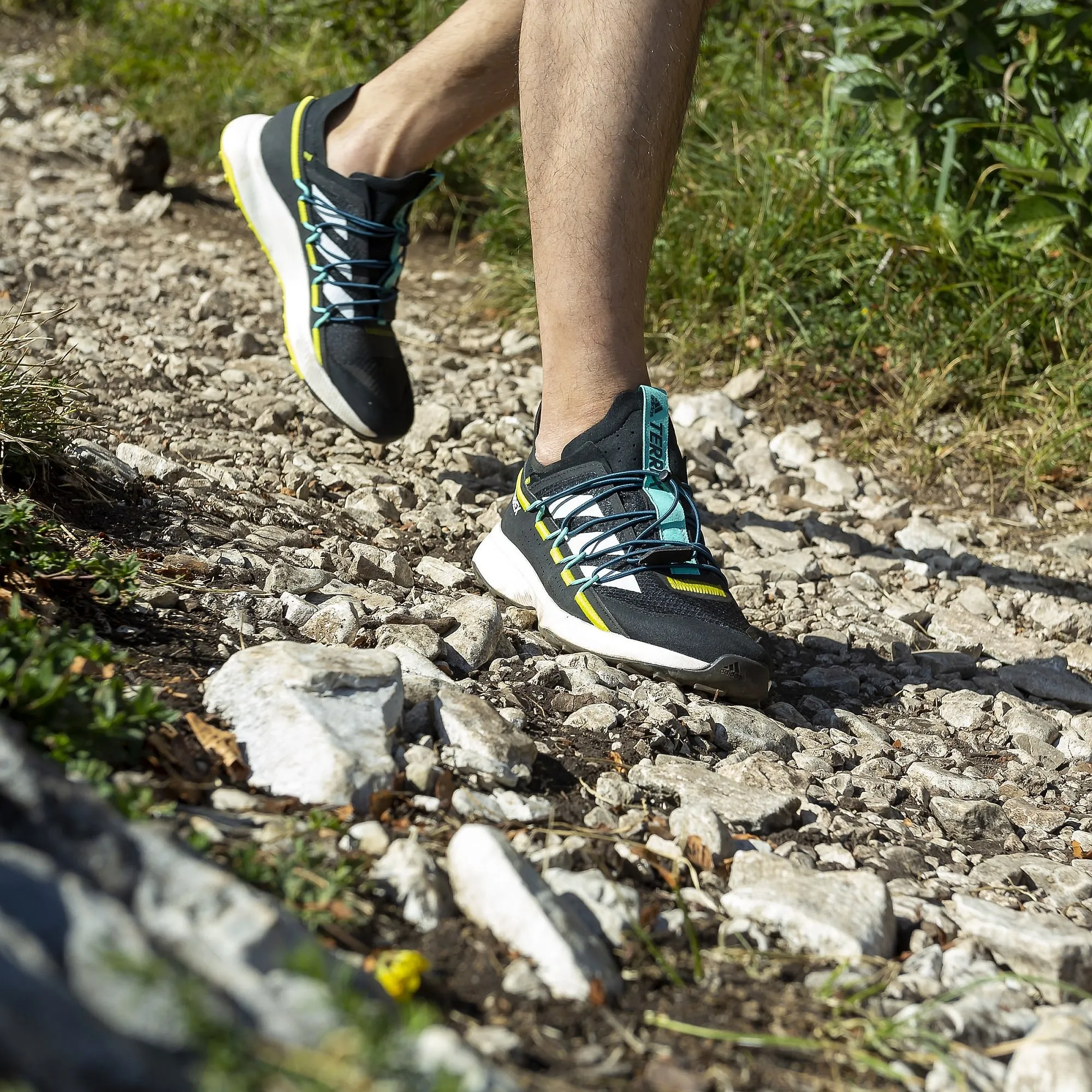 shoes adidas Performance Terrex Voyager 21 - Core Black/Chalk White/Acid Mint - men´s