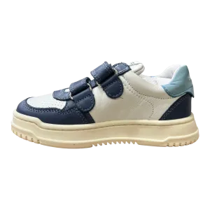 Kids sneakers with denim jeans Cod: 1000J