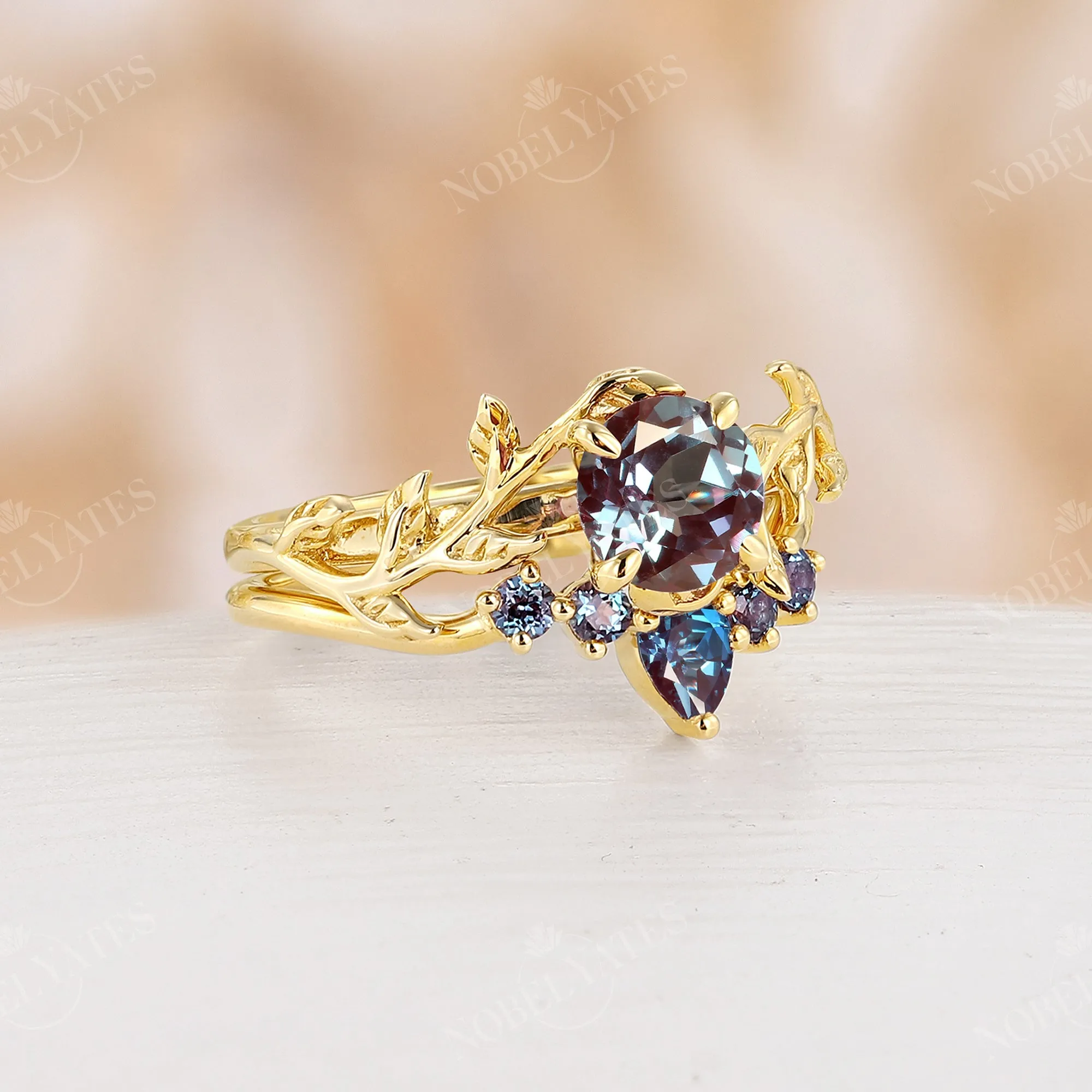 Solitaire Alexandrite Nature Leaf Curved Band Yellow Gold Bridal Set