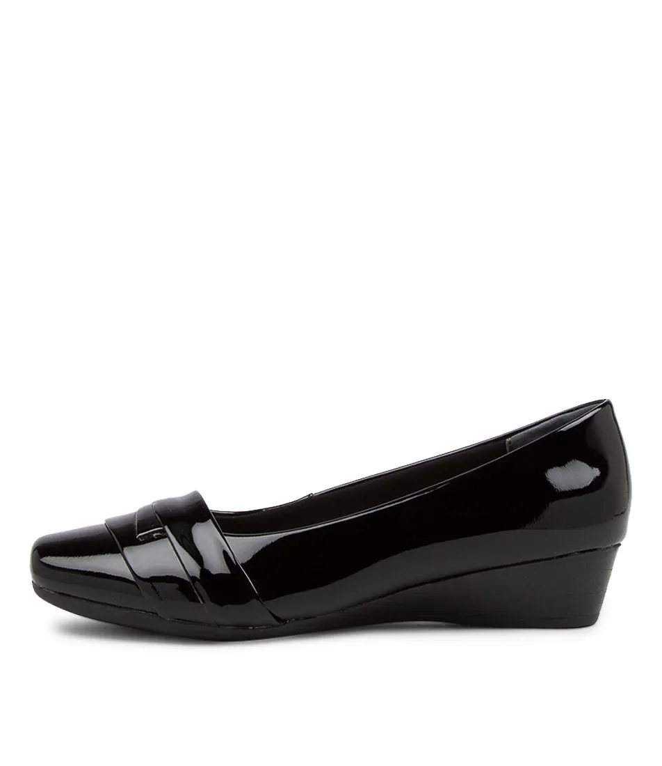 SUPERSOFT Renzo Black Patent Leather Wedges