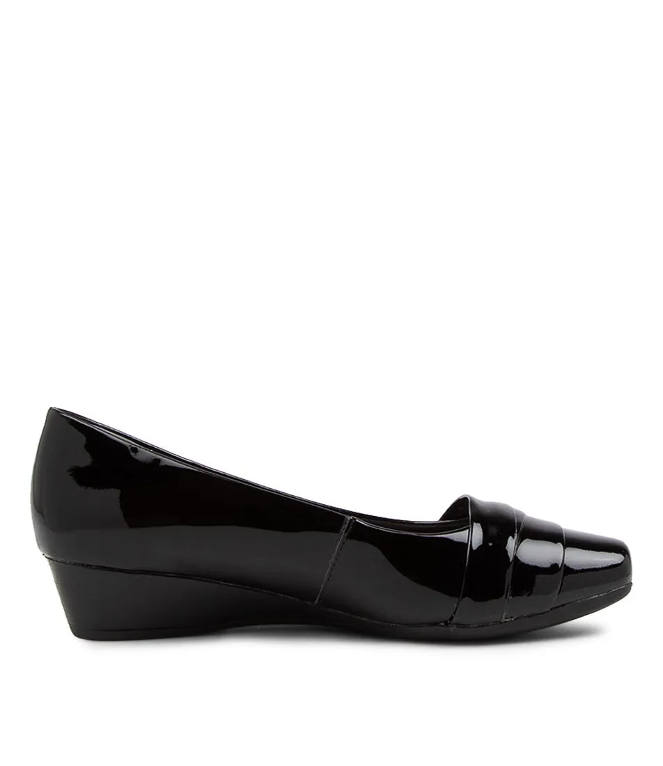 SUPERSOFT Renzo Black Patent Leather Wedges