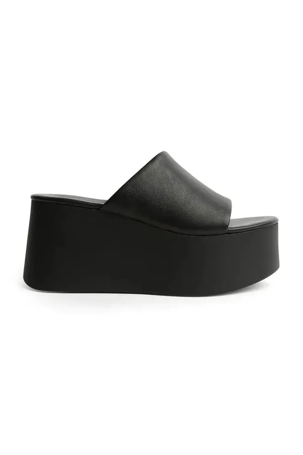 Tegan Platform Sandals