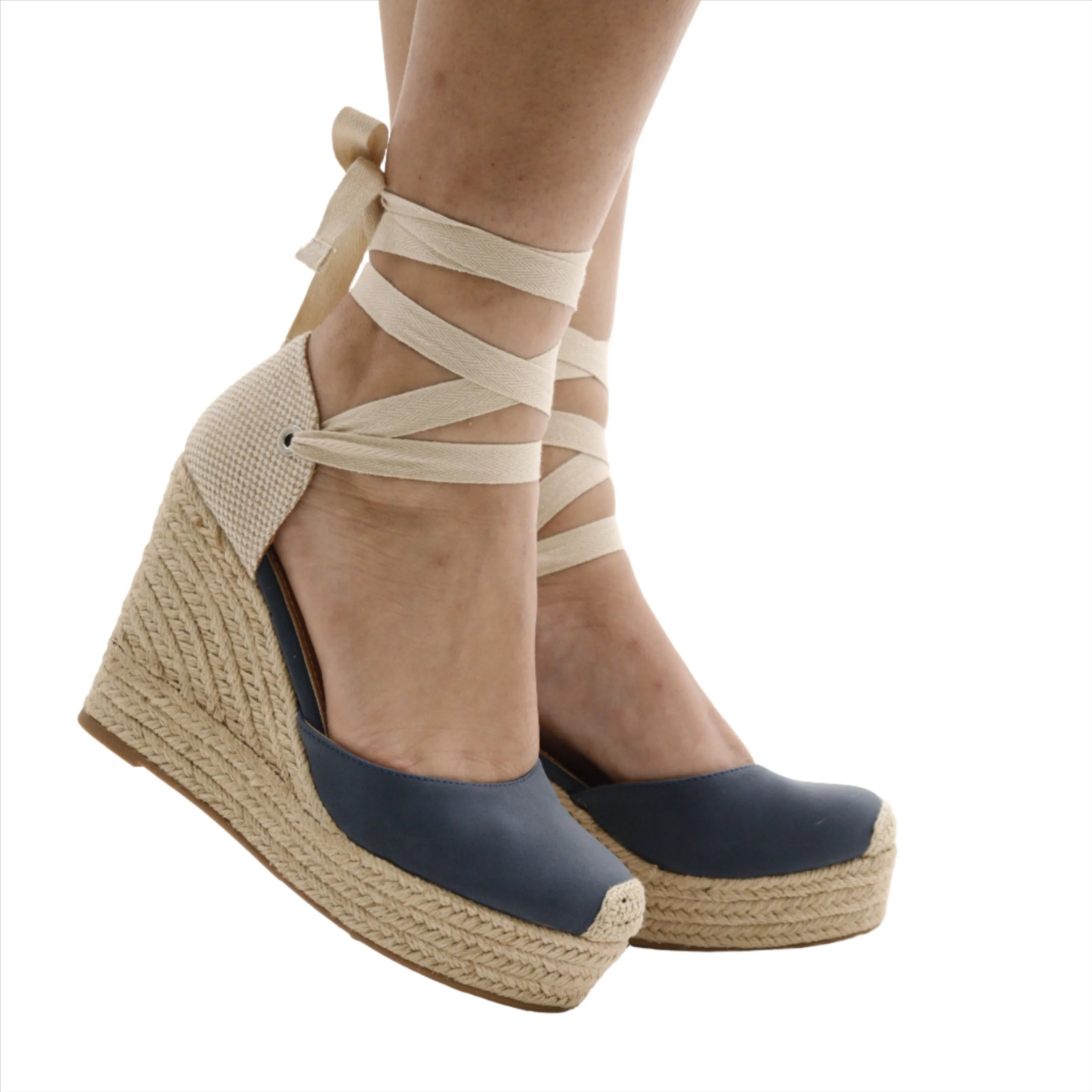 TREVE ANGELIA WEDGES