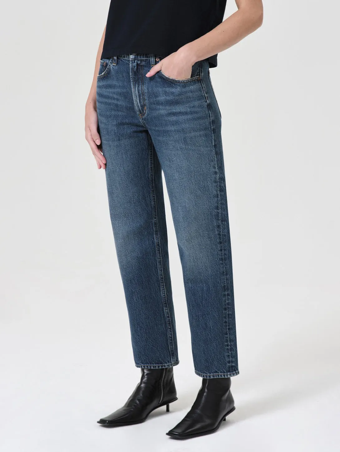 Valen Mid Rise Vintage Straight Jean - Essence -> Vintage Straight Jean Valen - Essence