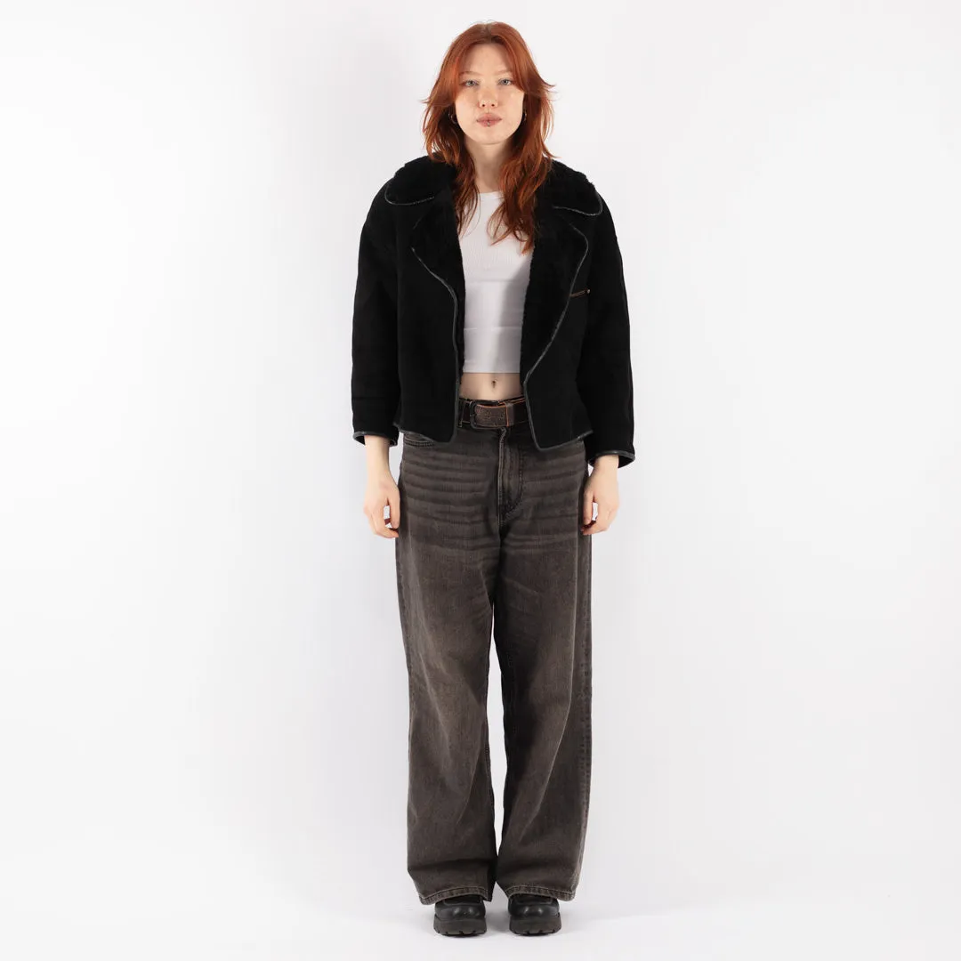 Vintage 90's Women Cropped Sheepskin Jacket in Black