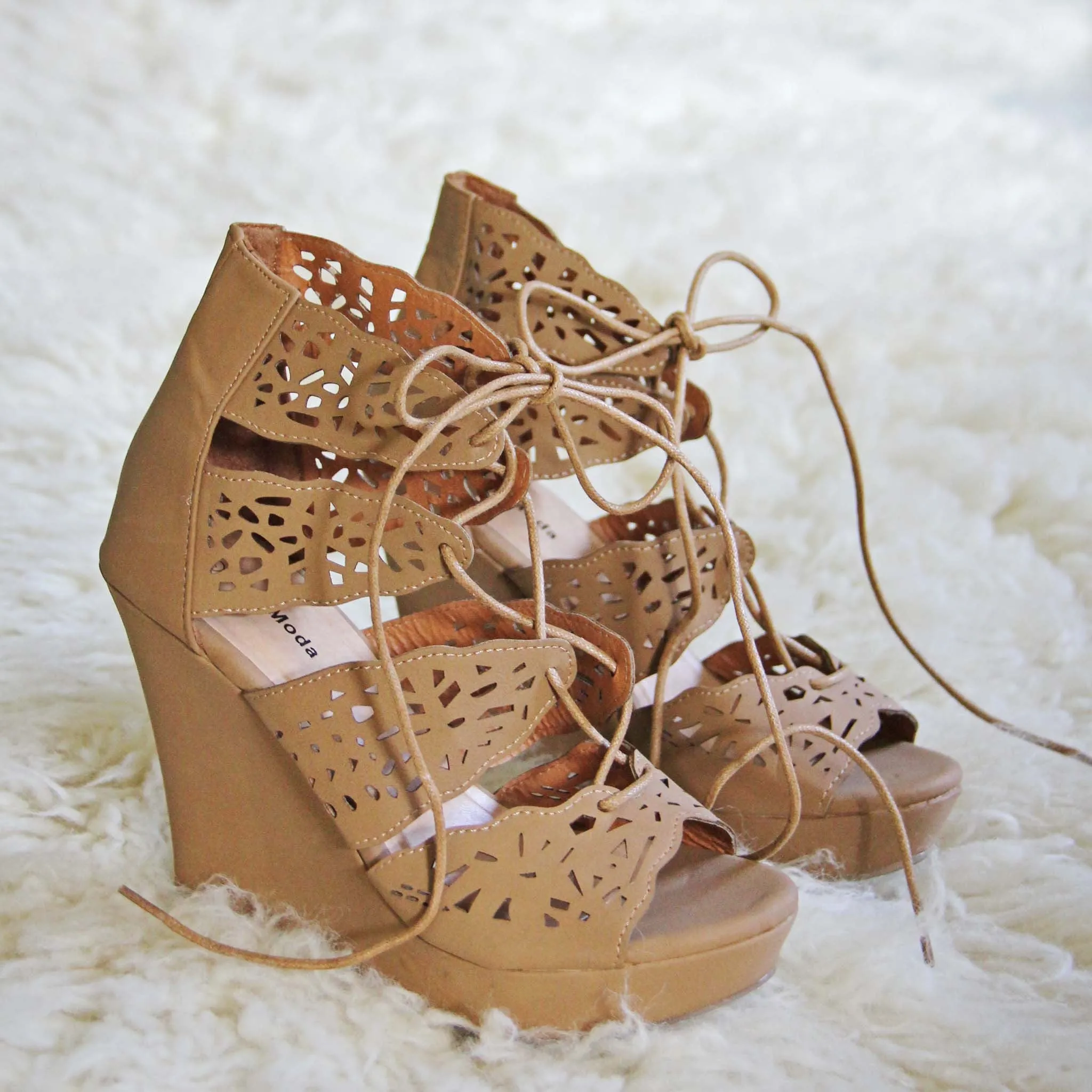 Willow & Fox Stylish Wedges