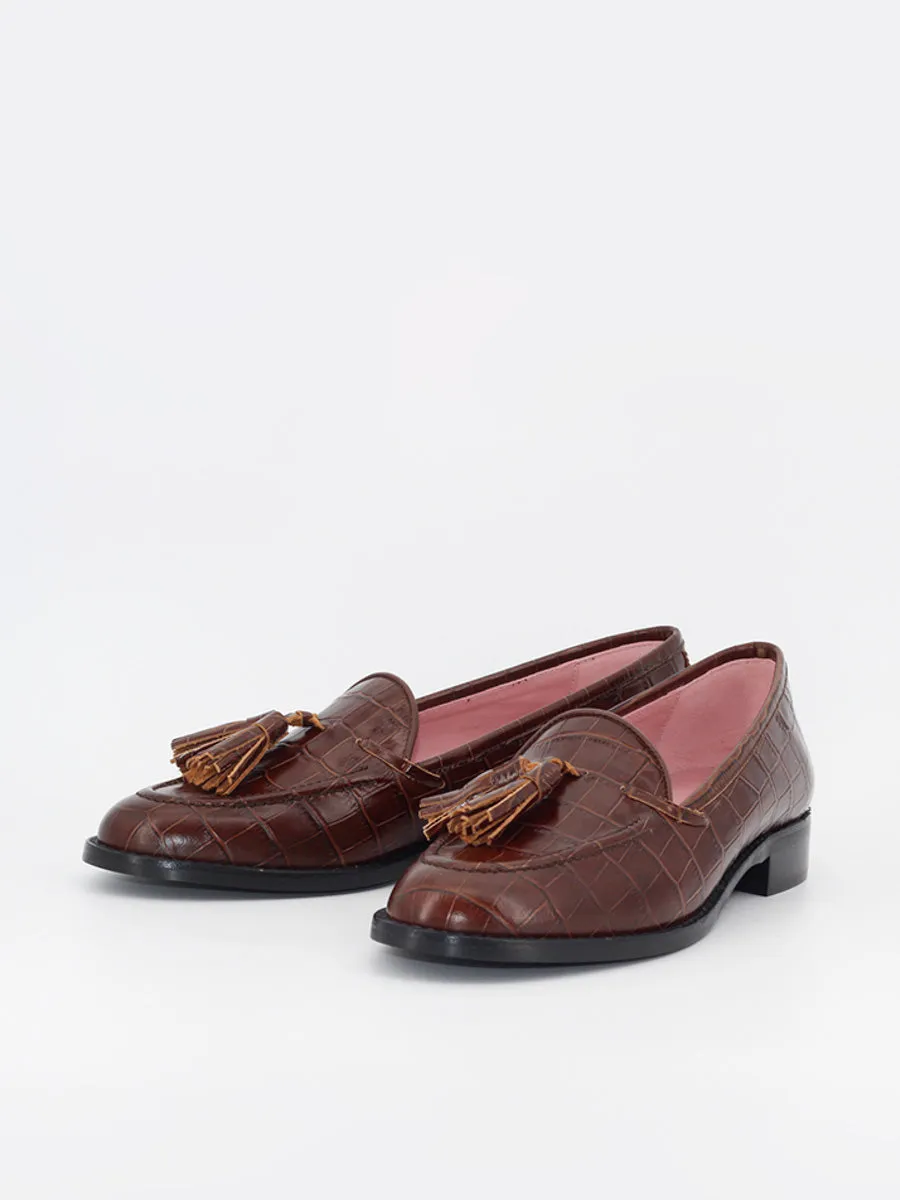 Women's Ibiza leather loafers in medium brown color